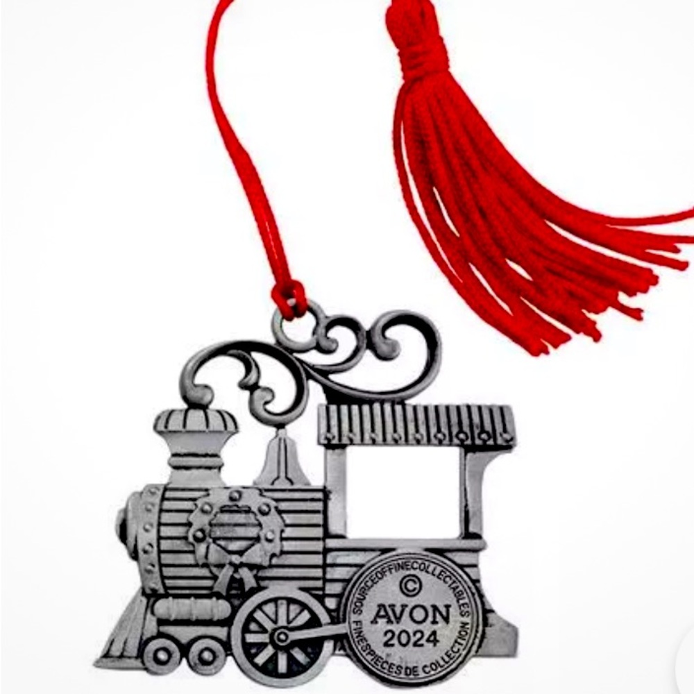 Avon 2024 Pewter Christmas’s Ornament